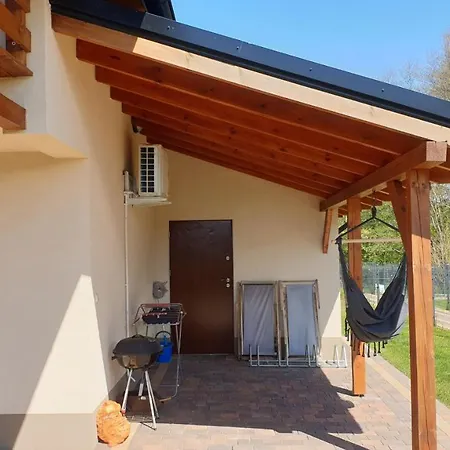 Dom wakacyjny Osada Cztery Pory Roku - Dom Zima *