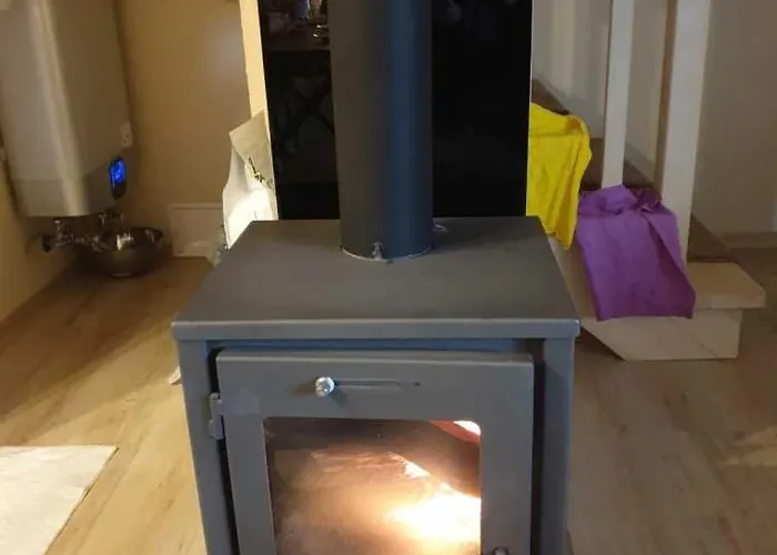 Semesterbostad Osada Cztery Pory Roku - Dom Zima Kopalino